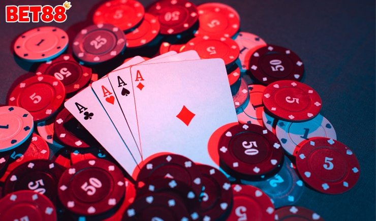 Hướng dẫn cách chơi Poker Omaha cơ bản mà bạn cần nắm rõ
